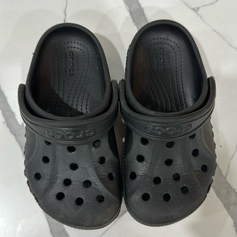 Toddler Classic Crocs C9